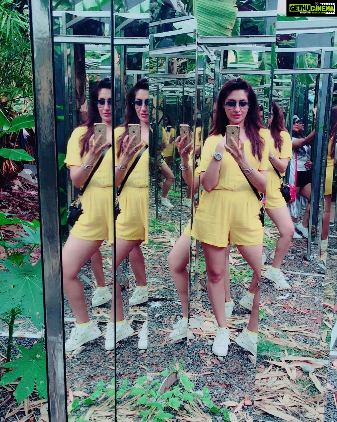 Gurleen Chopra Instagram - Mirror Magic Unisex Salon