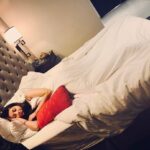 Gurleen Chopra Instagram – Just believe in your dreams gudnite guys 🌛🌜🌙