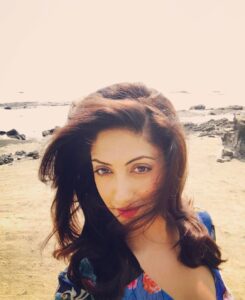 Gurleen Chopra Instagram - Everything comes to you at the rite time be patient and trust the process.... GC