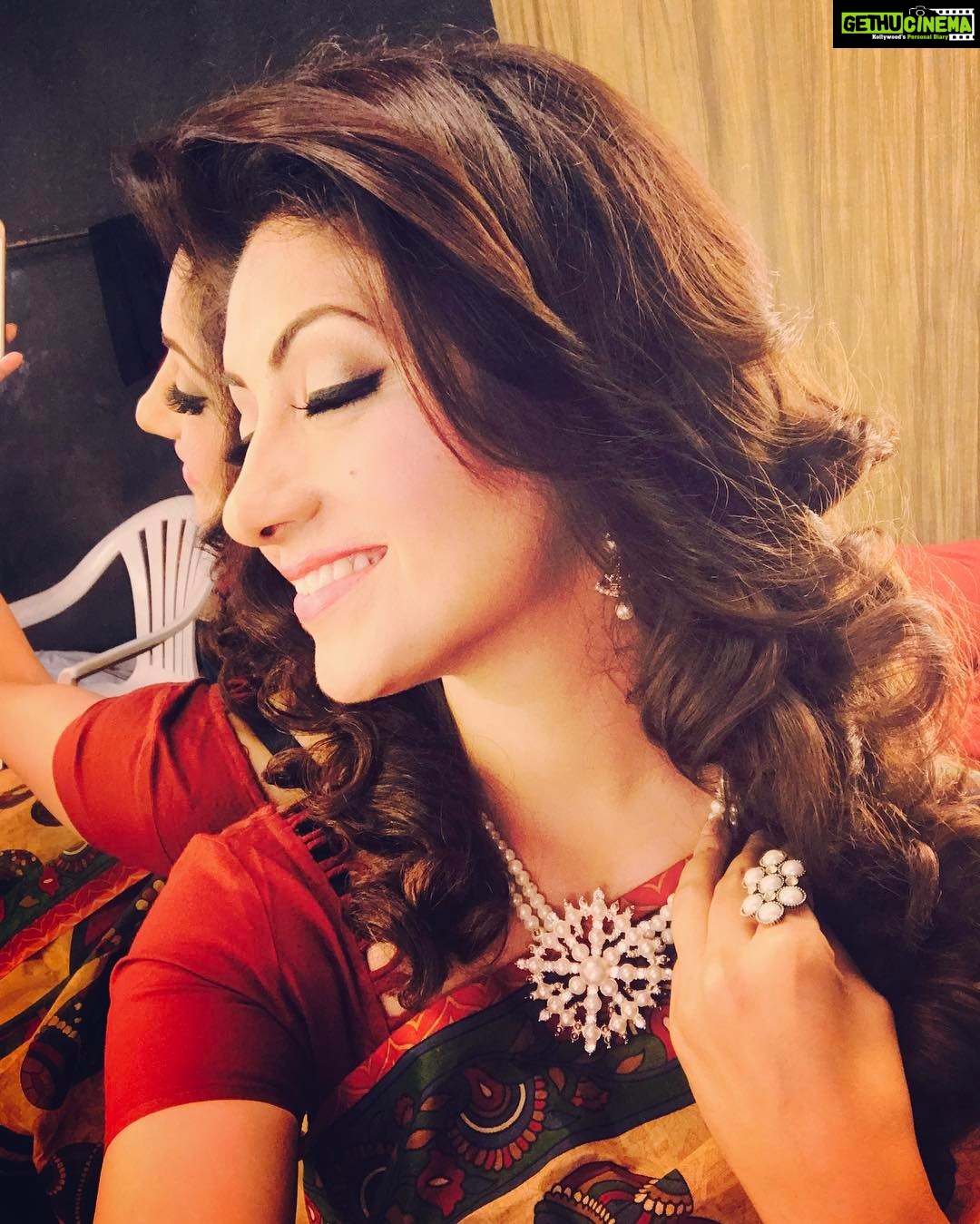 Gurleen Chopra Instagram - Happy basant sarea nu ji 🙏🏻🙏🏻🙏🏻🙏🏻🙏🏻