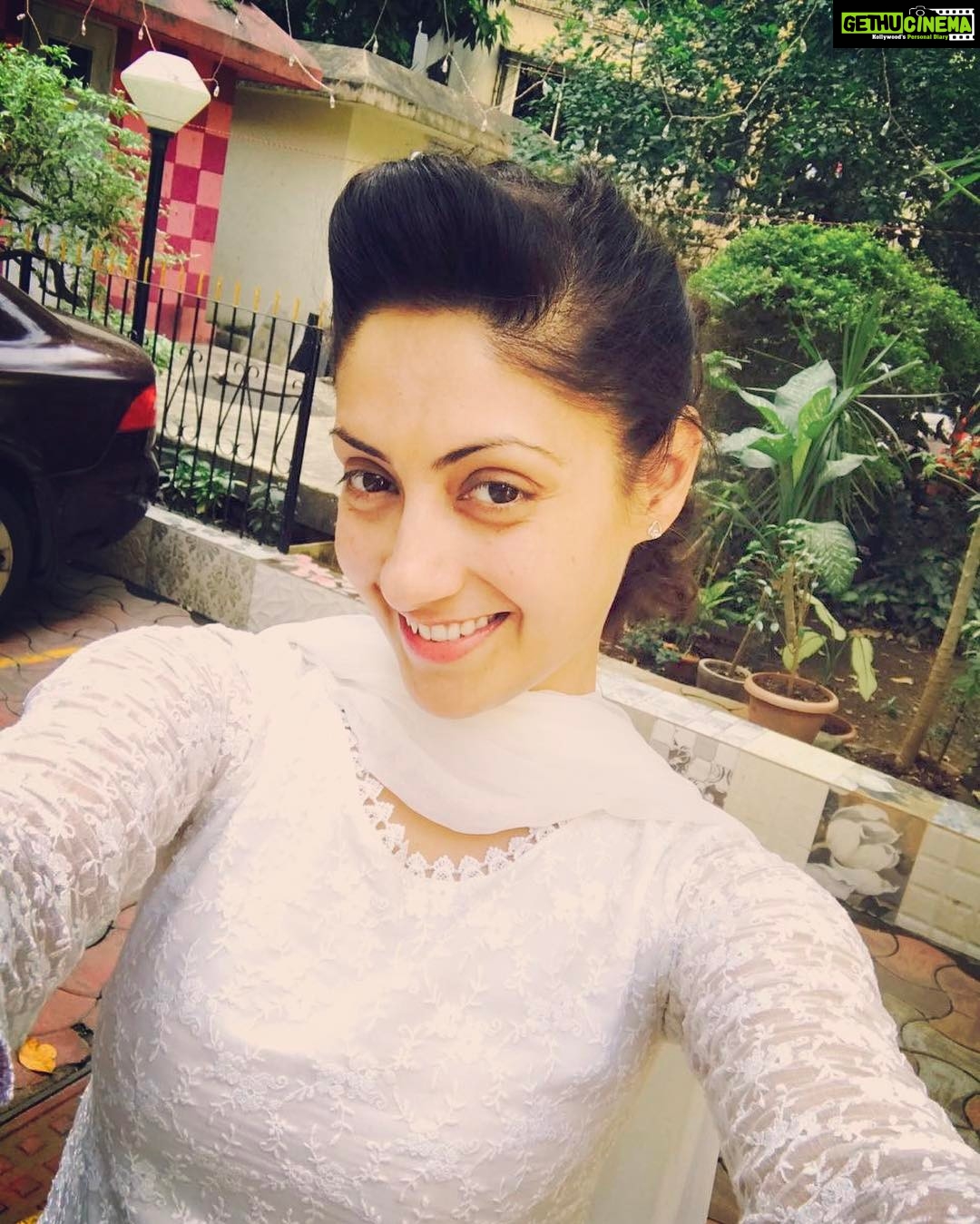 Gurleen Chopra Instagram - If you want to truly enjoy ur life you must be at peace with yourself 💃🏻💃🏻💃🏻💃🏻