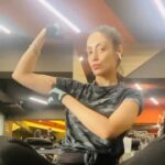 Gurleen Chopra Instagram – BICEPS 💪🏻 WORKOUT PLZ DO 10-15 REP EACH SET FOR TONED ARMS 💪🏻💪🏻 …