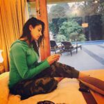 Gurleen Chopra Instagram – What a lovely mng & lovely view from my  room 🏡🏡🏊