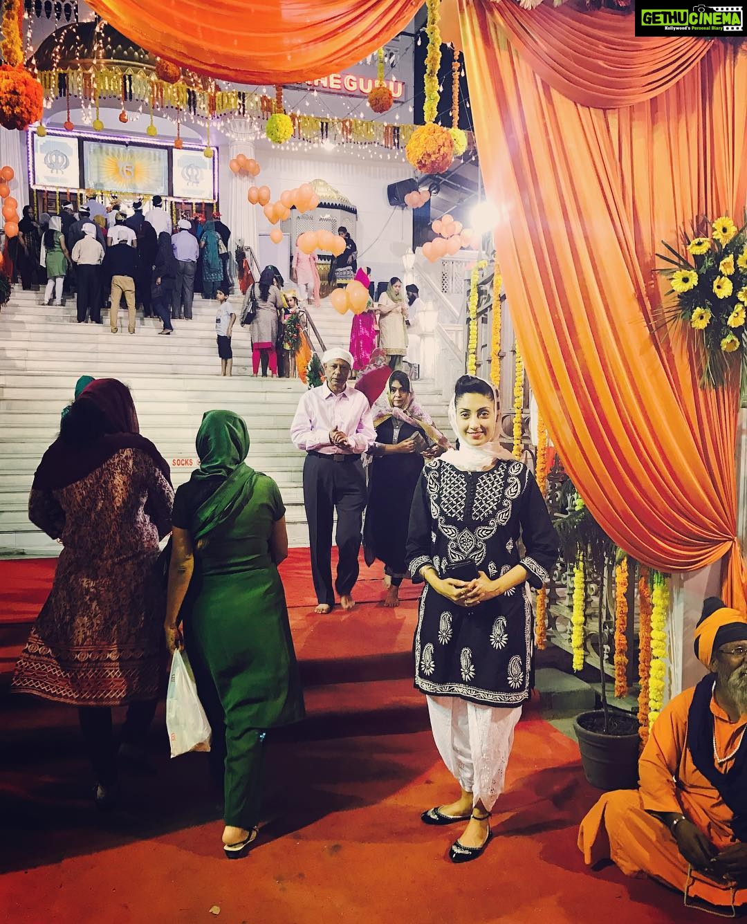Gurleen Chopra Instagram - Gurudwara Sri Guru Singh Sabha, 4-Bunglows, Andheri West, Mumbai