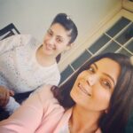 Gurleen Chopra Instagram - Take out time to meet ur dear ones #newyearbegining🎄🎉 Willow Cafe