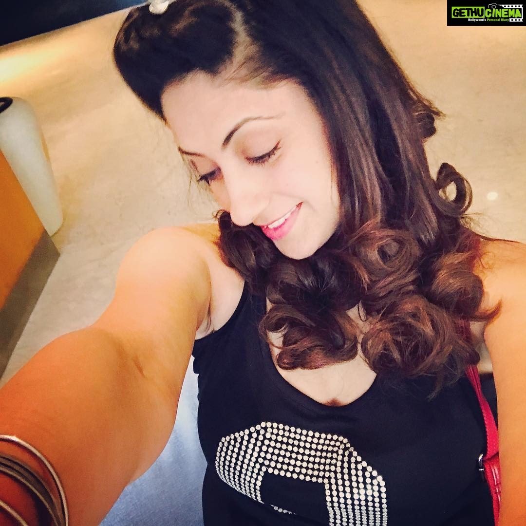 Gurleen Chopra Instagram - Never let go of your DREAMS....🌟🌟🌟🌟🌟
