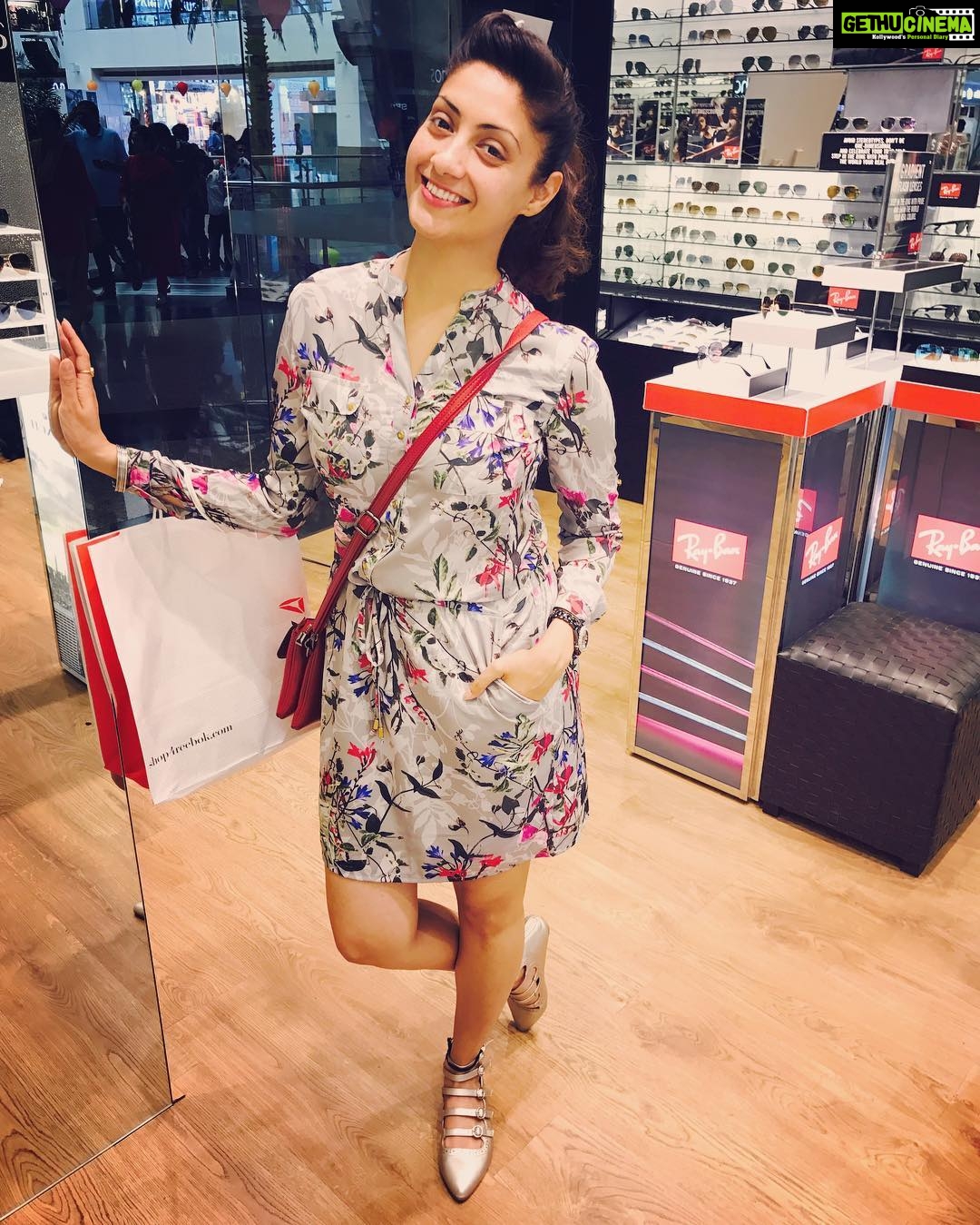 Gurleen Chopra Instagram - Positive thinking can achieve the IMPOSSIBLE......