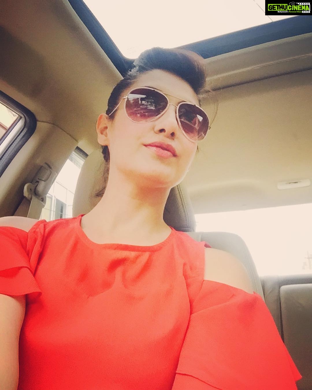Gurleen Chopra Instagram - I still remember the days I prayed for the things I have now thx baba Ji 🙏🏻🙏🏻🙏🏻🙏🏻