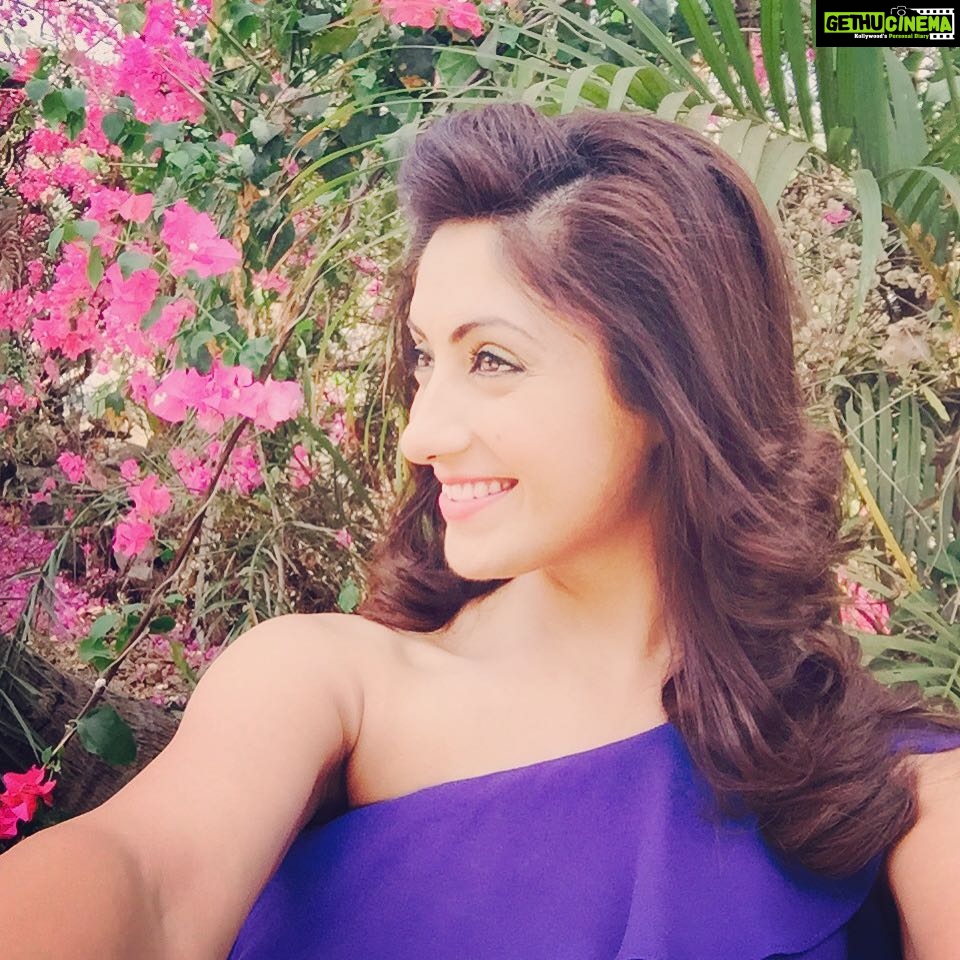 Gurleen Chopra Instagram - Your happiness starts with you find peace within youself.....