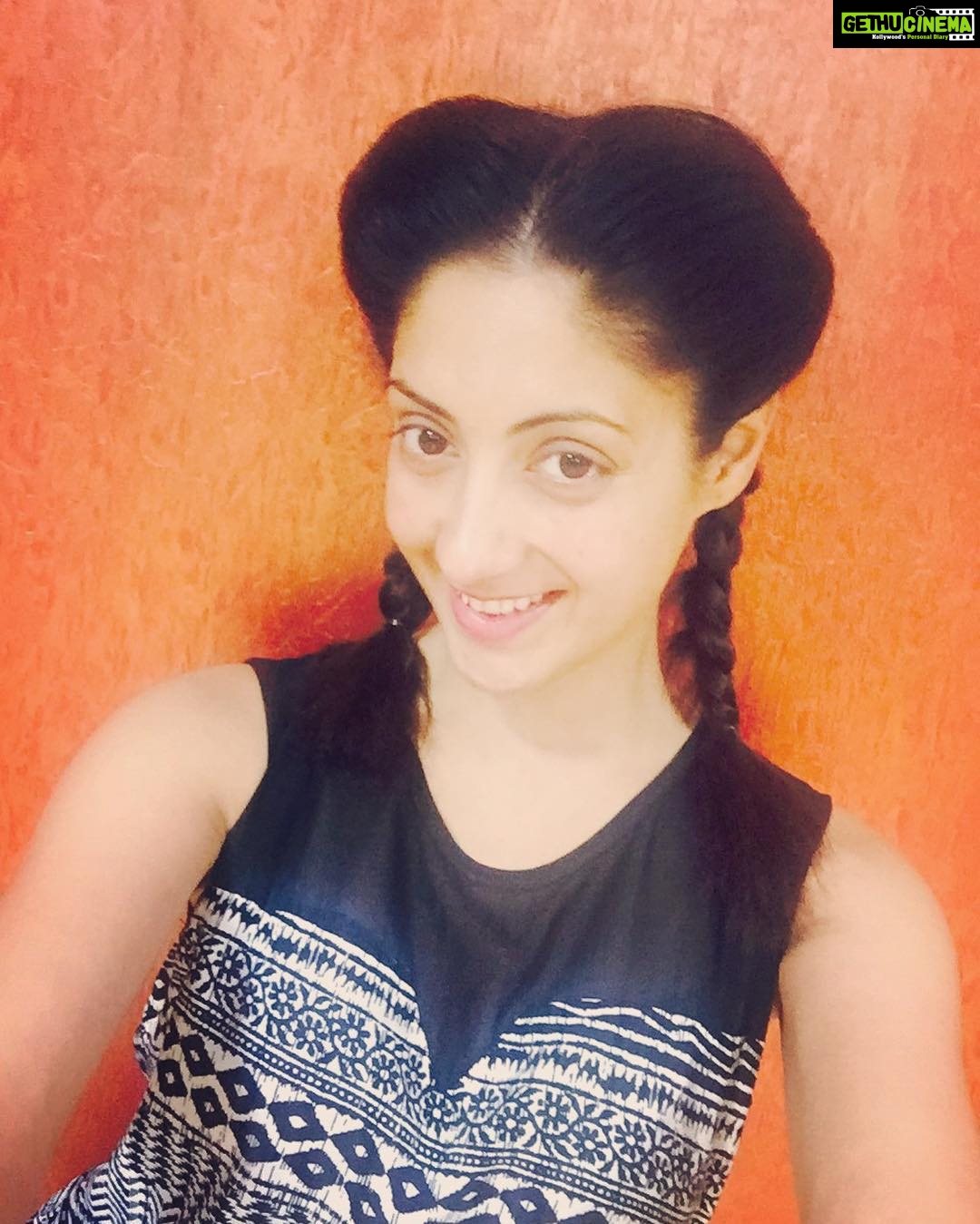 Gurleen Chopra Instagram - Happy girls are the prettiest ......