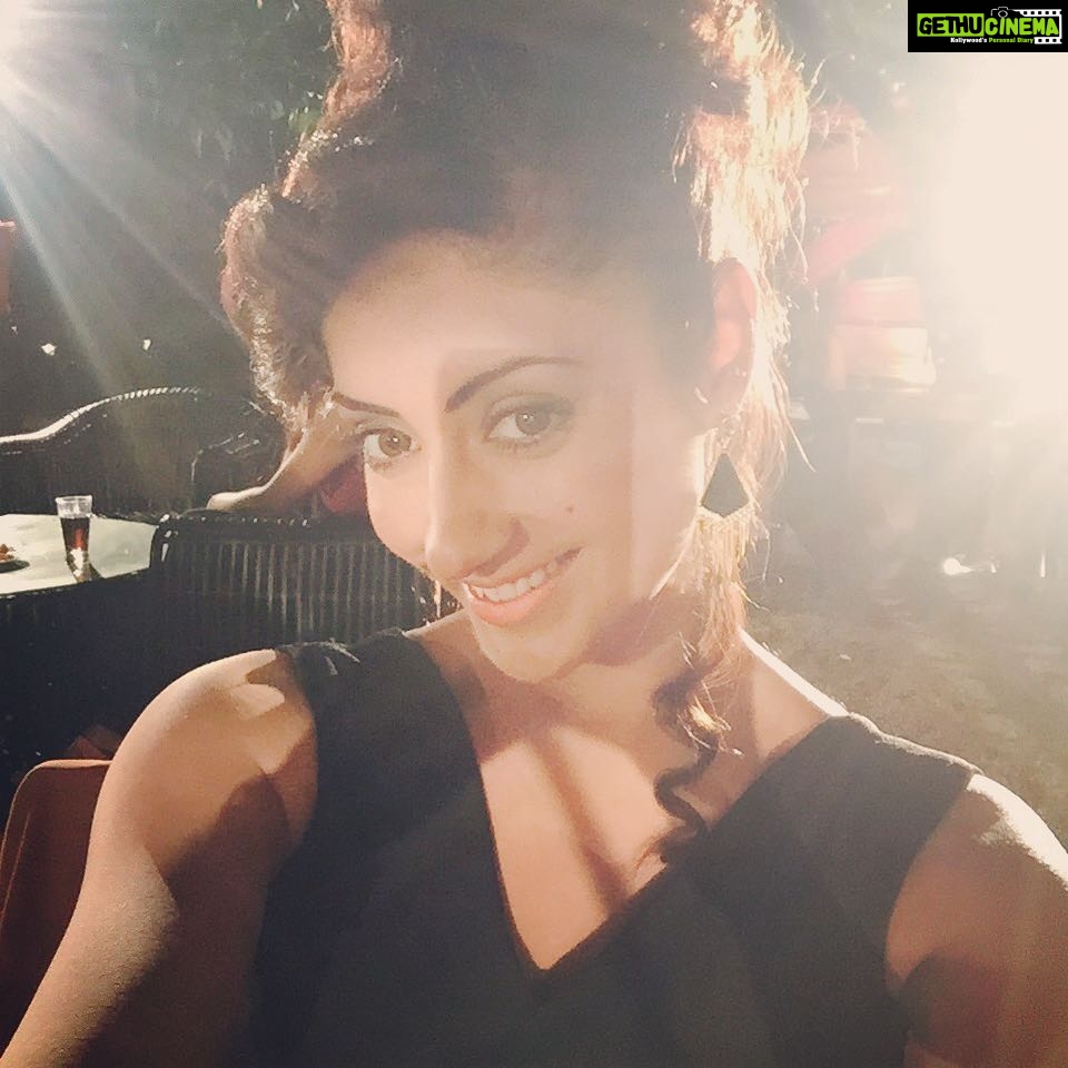 Gurleen Chopra Instagram - Hassya ch tu hasda......