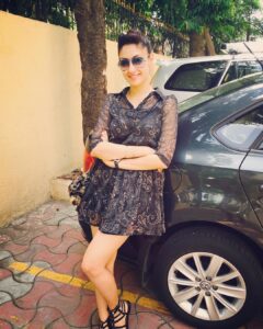 Gurleen Chopra Instagram - I need someone in my life who's gonna motivate me not someone who is going to stress me out ..... Gud day 💐