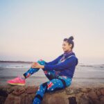 Gurleen Chopra Instagram - Gudmng from beach......shooting shooting shooting ⭐️⭐️⭐️⭐️⭐️