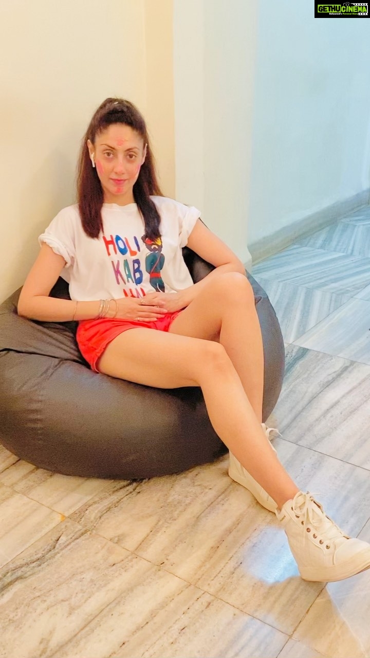 Gurleen Chopra Instagram - YOU CAN REVERSE YOUR AGE WITH FITNESS