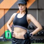 Gurleen Chopra Instagram – TUADI LIFE HAMESHA 2 TARAH DE LOG AUNDE 1 OH JO TUANU BARBAAD KAR K JANDE A TE DOOJE JO TUANU KUCH BNA DINDE A MERI ISS LOOK TE ISS BODY DE PICHE V IK AISA FARISHTA HAI WAQT AUN TO LE K AUNGI OHNU SAAMNE LOVE U ISS JANAM LAI KHAREED LIYA MAINU TUSI ❤️💋🤟🏻…