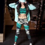 Gurleen Chopra Instagram – WHERE THERE IS A WOMAN THERE IS MAGIC 🪄 ( HAPPY WOMEN,S DAY EVERYONE ) …
.
.
.
.
.
#igurleenchopra 
#koimoi 
#santabanta 
#fitfemalesclub #fitnessmotivation #fitness #mumbai #bollywood #bollywoodfashion #bollywoodmovies #bollywoodactress #gymshoot #reebok #fitnessfreak #sexybody #fitbody #healthybody #life #love #music #journey #transformation #hotgirl #fitgirl # Waves Gym