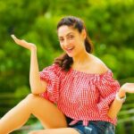 Gurleen Chopra Instagram – A HAPPY SOUL IS ITSELF A GLOW ❤️💋🤘🏻 …