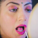 Gurleen Chopra Instagram - AAINE K SOU TUKRE KAR K HUMNE DEKHE HAI EK MEIN BHI TANHA THE SAU MEIN BHI AKELE HAIN 🤷🏼‍♀️ ( REAL LIFE CH MAIN BILKUL MAKE UP NAHI KARDI SHOOT CH KARNA PEHNDA ROLE DE HISAAB NAL 🤷🏼‍♀️ )