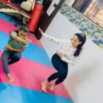 Gurleen Chopra Instagram – IF YOU LOVE LIFE DNT WASTE TIME ( LEARNING MARTIAL ARTS FOR MY UPCOMING BOLLYWOOD MOVIE ) SOCH SAMJH K PANGA LENA MERE NAAL HUN 😉👊🏻 Mumbai, Maharashtra