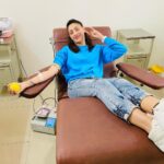 Gurleen Chopra Instagram – 30 DEC JANAM DIN TE KUCH HOR DAAN KARO YA NA KARO, BUT KHOON DAAN JARUR KARO KI PTA SAADA DITTA BLOOD KAD KISE DE KAM A JAYE 🙏🏻 TE OHDI JAAN BACH JAYE ( MY BLOOD GROUP IS B- NEGATIVE VAISE HE LAKHA CH 1 DA HUNDA KADE KISE NU V LORH HOVE TEAM NU CONTACT KARO MAIN JARUR HAAZIR HOVANGI 🙏🏻)