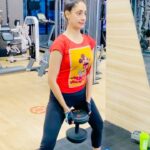 Gurleen Chopra Instagram - SUMO SQUATS