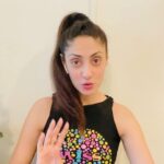 Gurleen Chopra Instagram - Chehra tuade ❤️ da sheesha hunda .... jo dil ch hunda ohi chehra te a janda yaad rakhna ❤️