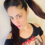 Gurleen Chopra Instagram - Maaye meriye nee mainu bara chaa, Do Gutta Kar meriya 👧🏼 ... Home Sweet Home ❤