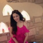 Gurleen Chopra Instagram - Making of my foto shoot 🎥 ( last year 2019 ) thankyou baba ji for everything 🙏🏻 Mezze - All Day Cafe & Bar