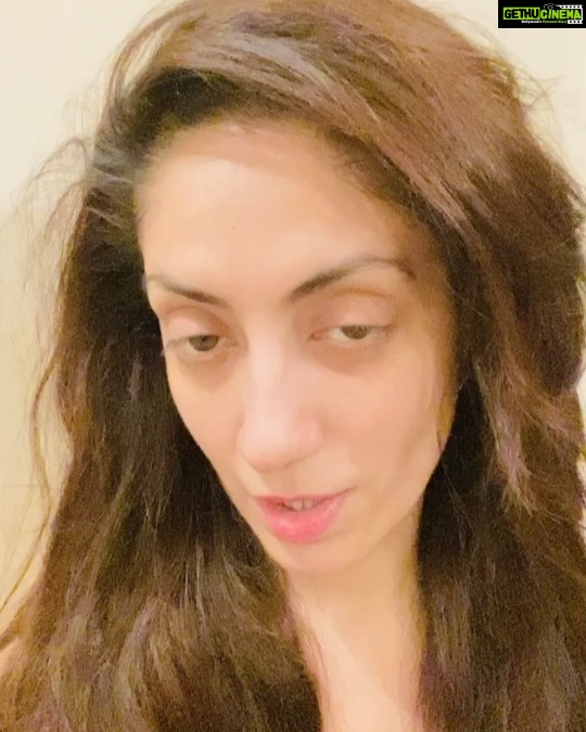 Gurleen Chopra Instagram - Please comments vich daso kine vaje upload kariya kra videos imgc YouTube te thx 😊