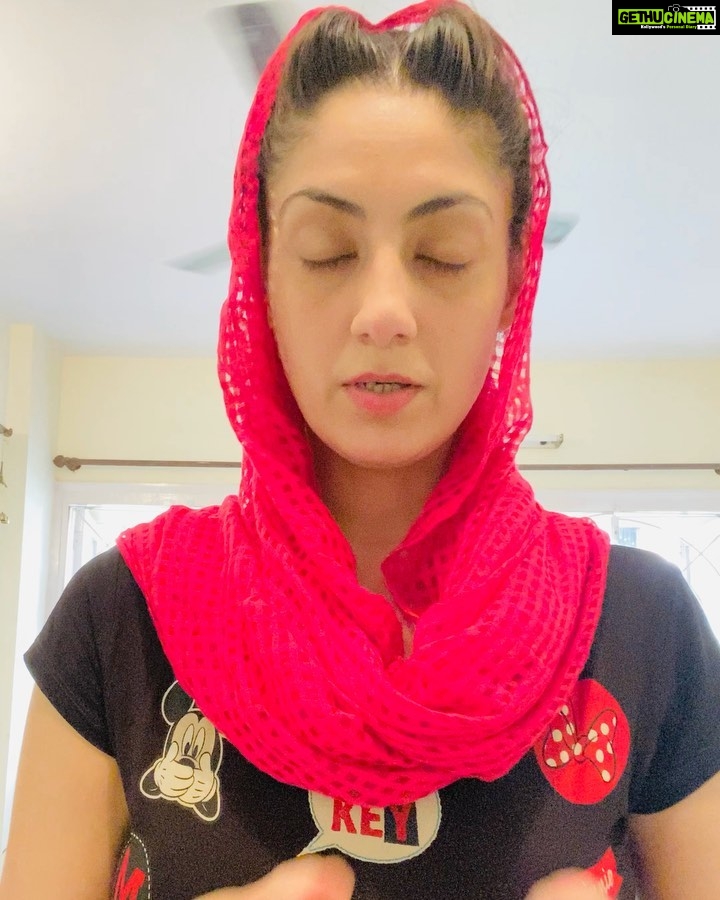 Gurleen Chopra Instagram - Japji Sahib 🙏🏻
