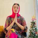 Gurleen Chopra Instagram - Jinna ho sake eh video’s nu forward Karo so dat jiada to jiada log Amrit Velle nal jurh jaan 🙏🏻 ...plz like & subscribe my YouTube channel .... ( benefits of lockdown part 1 IMGC ) https://youtu.be/6jnPt1VcCpY Home Sweet Home ❤