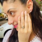 Gurleen Chopra Instagram - Teri a main Teri sohnia,,, eve Kamla na ho mahiya 🤘🏻❤️ 💋... ( cute mickeyyyyy is in love 😍)