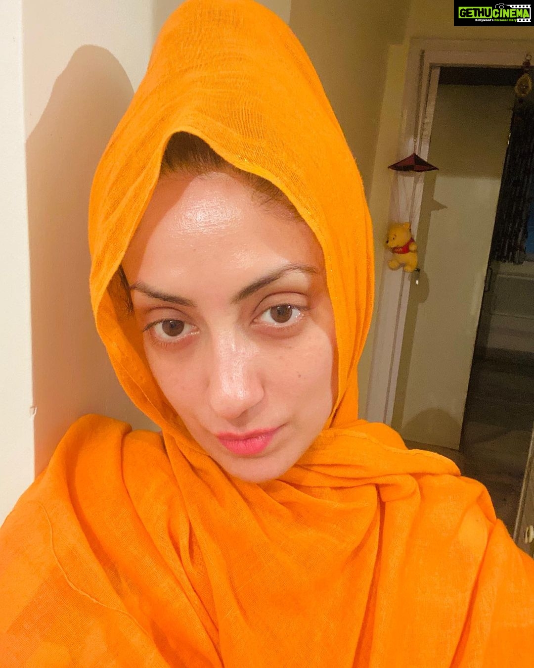 Gurleen Chopra Instagram - Jiss ke siir upper to swami, so dukh kesa pave... 🙏🏻 ( sarbat da Bhala Kari )