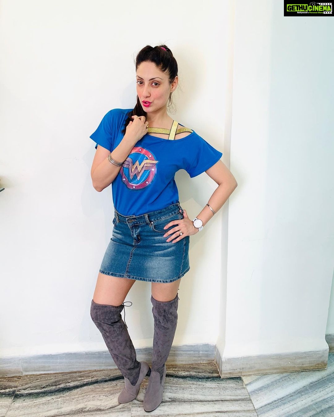 Gurleen Chopra Instagram - I love myself ❤️ more than you 😉 💋🤘🏻 Mumbai, Maharashtra