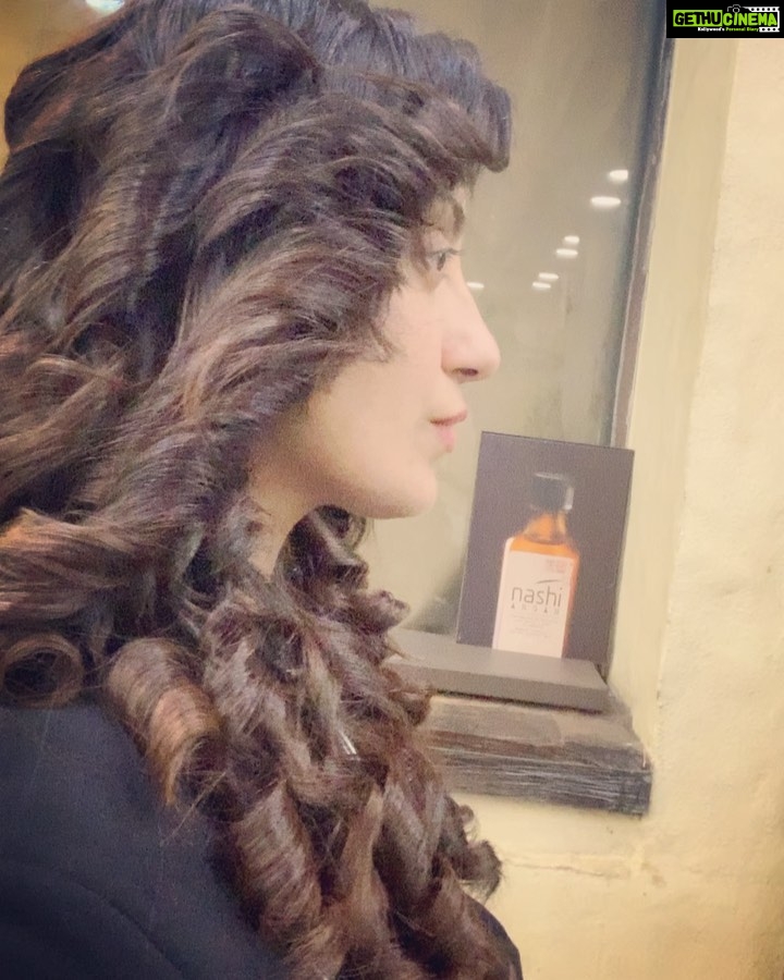 Gurleen Chopra Instagram - Gorgeous hair is the best revenge... Hakim's Aalim Hair Lounge