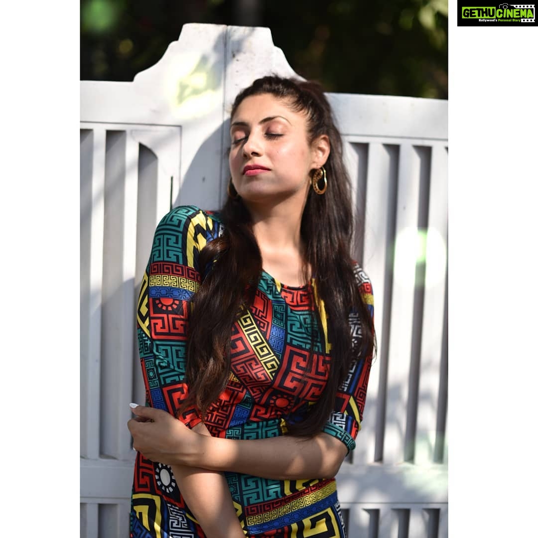 Gurleen Chopra Instagram - I radiate positive energy ☢️ Dress: @shein_in @sheinofficial PC: @shotfromabhi Styled by: @white_entelope Earrings: Local Shop from #udaipur Use my code GURLENQ3 to get huge discount on #Shein collection 🤗❤️
