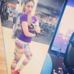 Gurleen Chopra Instagram - Cute or hot ? Waves Gym