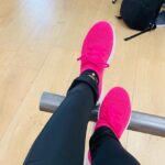 Gurleen Chopra Instagram - How's my gym look guys? Wearing these pink shoes from @fitflop Log on to www.urbanshore.in for more styles. Apply my code GURLEEN20 to get 20% discount. • •  #FitFlopindia #Festivewear #diwalifashion #fashion #style #womenfashion #shopping #love #comfortwear #footwear #fitnessgirl #fit #fitnessmotivation #hot #perfectfigure❤️❤️❤️ Waves Gym, Andheri West, Mumbai