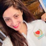 Gurleen Chopra Instagram - Heart is the most important organ of the body which tirelessly pumps blood and nutrition to all parts of our body throughout life . We only have one Heart so take care and protect it by adopting Healthy life Cardiomersion way... ( hamesha apne ❤️ dil da khayal rakho,,, eh hunda jarur left ch hai but decision hamesha right karda 😉 love your ❤️ ) Max Superspeciality Hospital , Mohali