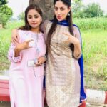 Gurleen Chopra Instagram - Punjabi suit is my all time fav... thankyou so much noor @designer_noor14 ehni pyari look den lai💋 🎹🎼🎤🎧🎬 for our upcoming punjabi movie PARINDEY 🎬 Patiala, India