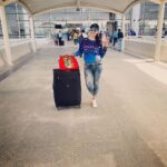 Gurleen Chopra Instagram - Bye bye chd with lots of sweet memories❤️ I will miss u all in mumbai ☹️👨‍👩‍👧‍👦 my family, my friends, my shooting people,new people, my cute fans I met dis time I will miss u alllllllll & jinna nu nahi v mil saki ohna nu jiada miss karangi 🤘🏻see you soon everyone lots of love 💕 . . . . . . #chandigargh #airpot #punjab #memories #miss #love #family #fans #movies #flight #startofaweek #monday #loveyouall #willmissu #seeusoon Chandigarh International Airport
