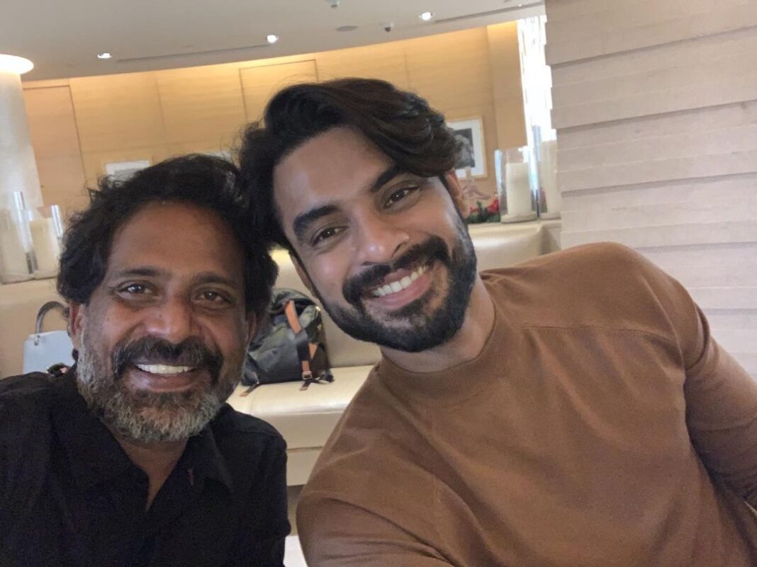 Guru Somasundaram Instagram - In Mumbai with super hero #tovinothomas #minnalmurali #netflix #tudum