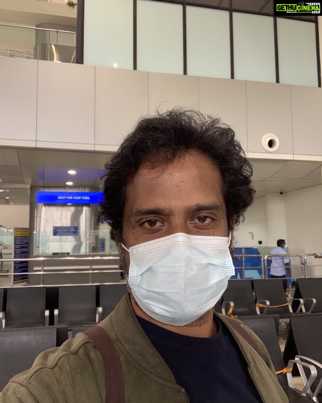 Guru Somasundaram Instagram - Going to Mumbai 😊😊😊