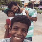 Guru Somasundaram Instagram - My dear kuttichathans👻 Meet Mr.Mani🙋🏾‍♂️and Mr.Akash🧢 4years bck - rockstars of bessy - learnt neraya kindness and konjam acting from them🥰