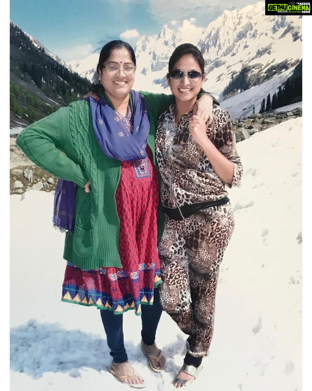 Hariprriya Instagram - Happy birthday amma β€οΈπ Wishing you all that is good π€π₯° Letβs travel the rest of this world soon π€©ππ»ππ»