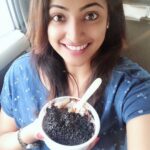 Hariprriya Instagram - Post dubbing celebrations😬💃🏻... Hot chocolate fudge! 🥧 #yummyinmytummy 🤤