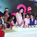 Hariprriya Instagram - Had a great time at Orion east mall(Banaswadi) 2nd anniversary celebrations 😍Big thankyou to each & everyone who came all the way to meet me ❤