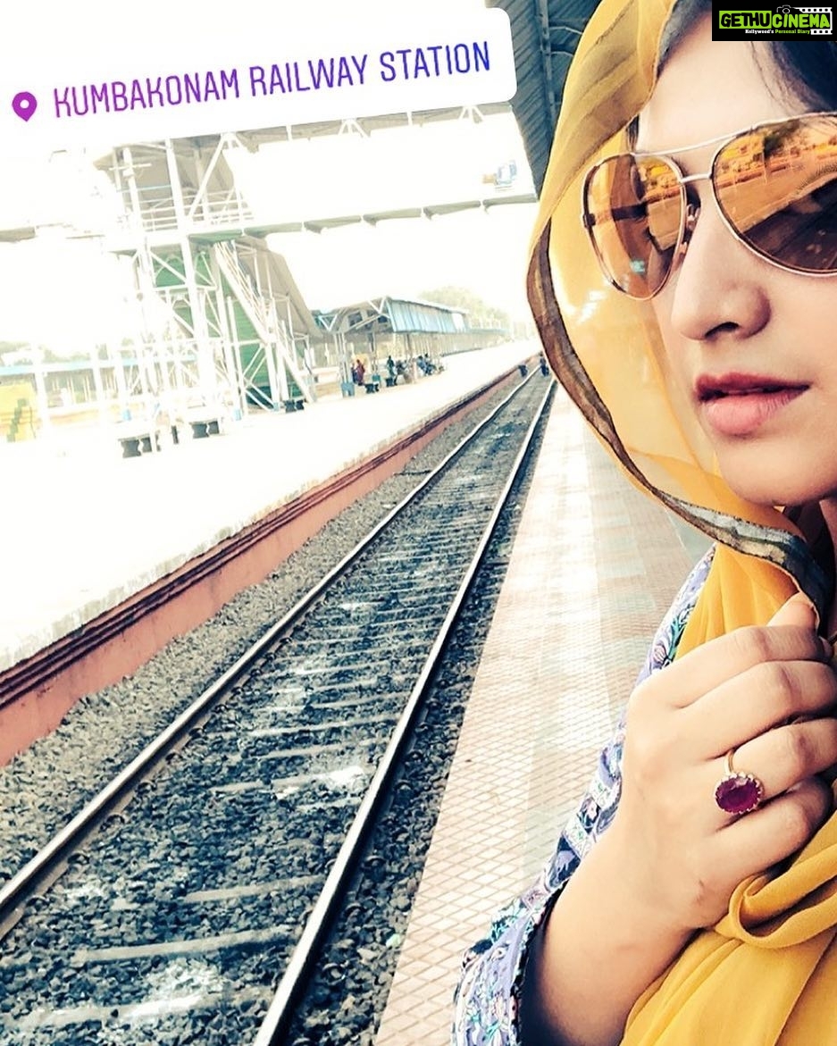 Hariprriya Instagram - About to Experience a train journey after many years ❤️ #nostalgia💕 #lovefortrains #indianrailways🚃