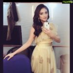 Hariprriya Instagram - Sunday, Monday,everyday... Wake✨. Sparkle✨. Slay✨ 😎