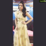 Hariprriya Instagram - Sunday, Monday,everyday... Wake✨. Sparkle✨. Slay✨ 😎